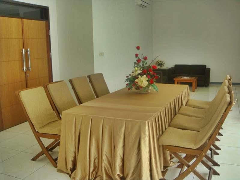 Marciella Hotel Bandung Exterior photo